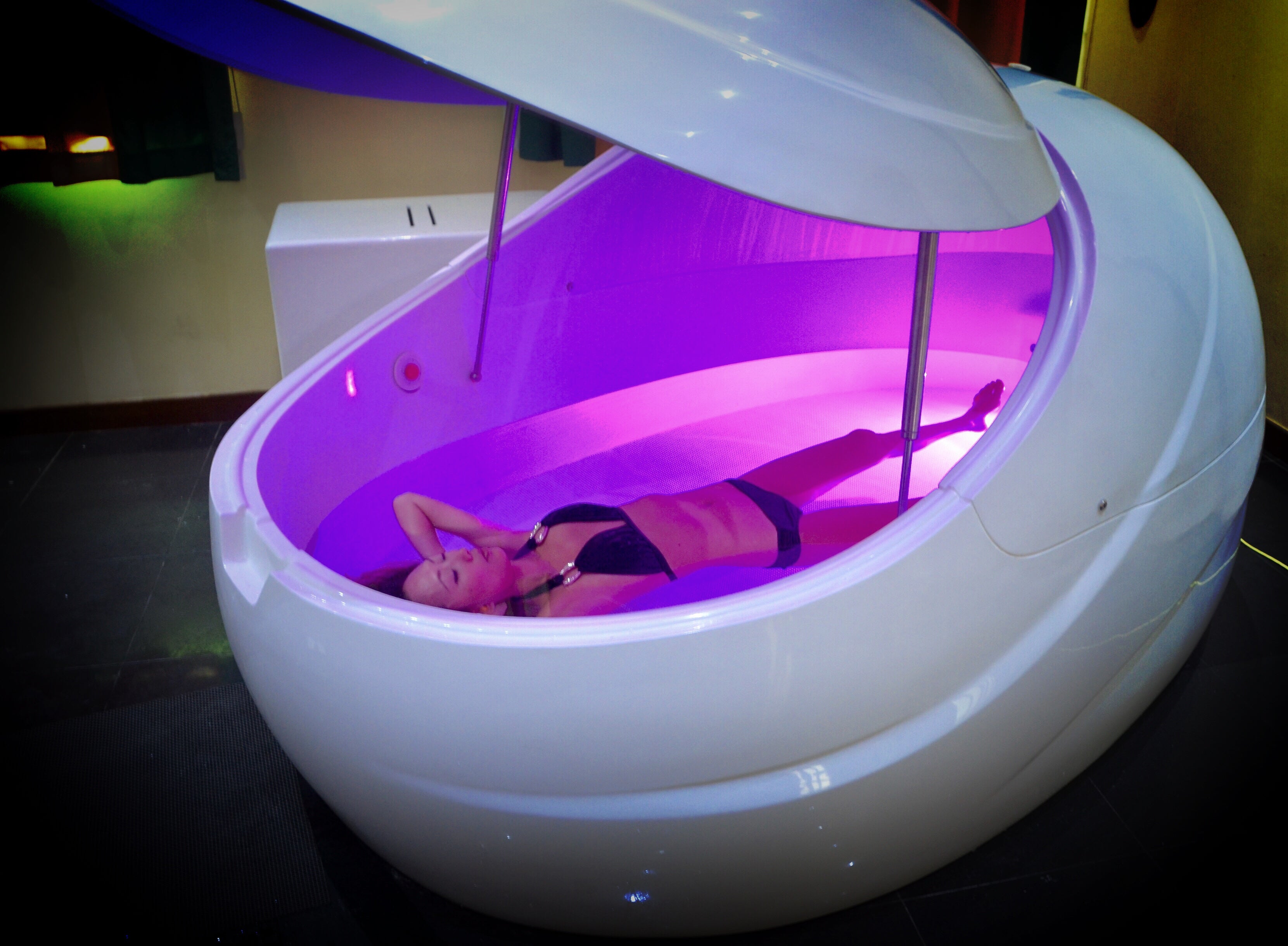 Dreampod V2 Flagship Float Tank | Premium Sensory Deprivation for Wellness Centers & Spas